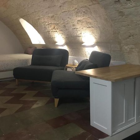 Flos Bari Exteriör bild