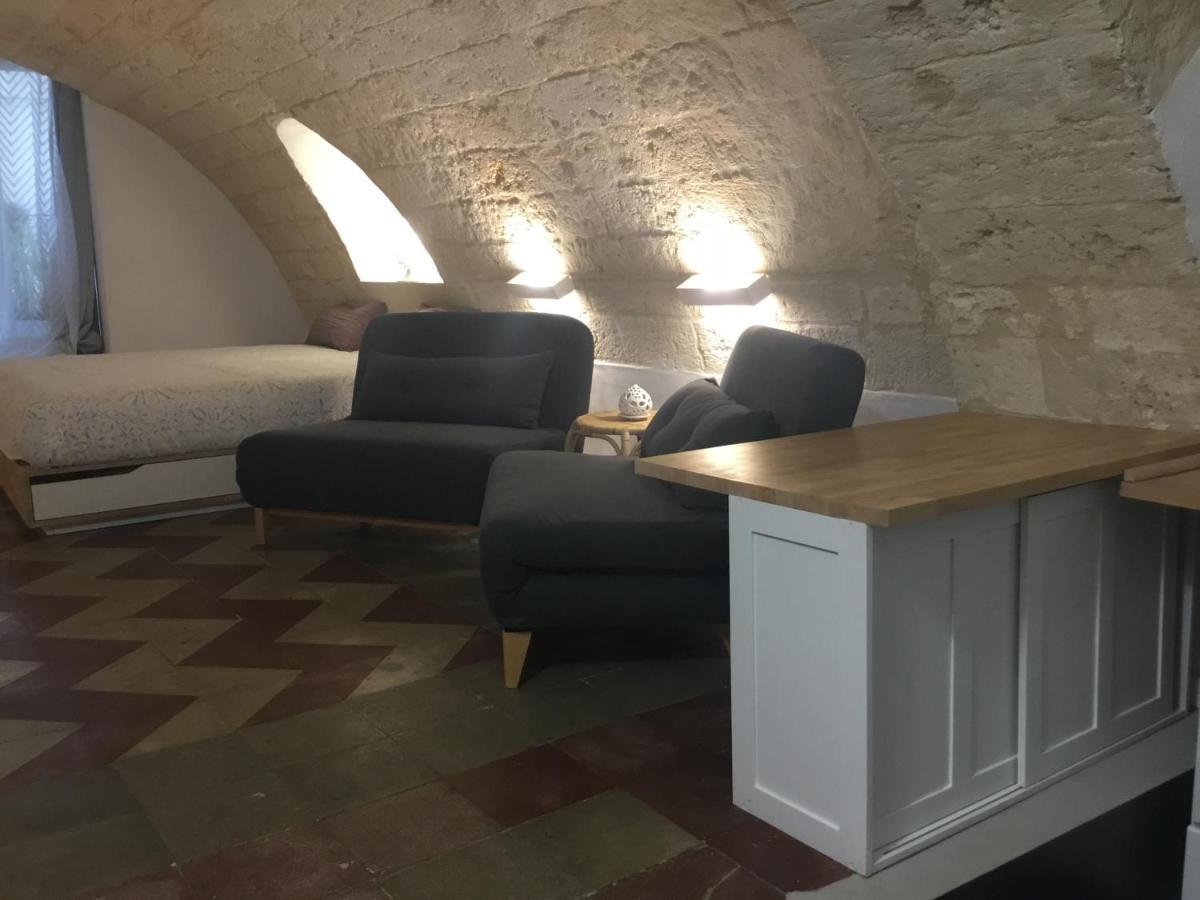 Flos Bari Exteriör bild