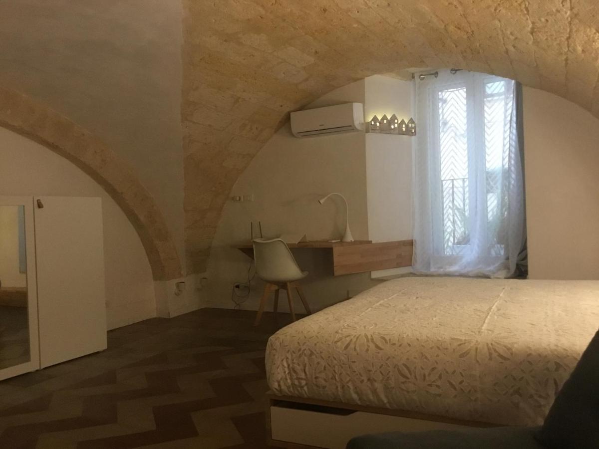 Flos Bari Exteriör bild