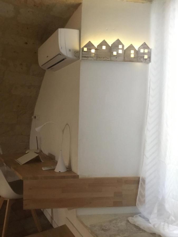 Flos Bari Exteriör bild
